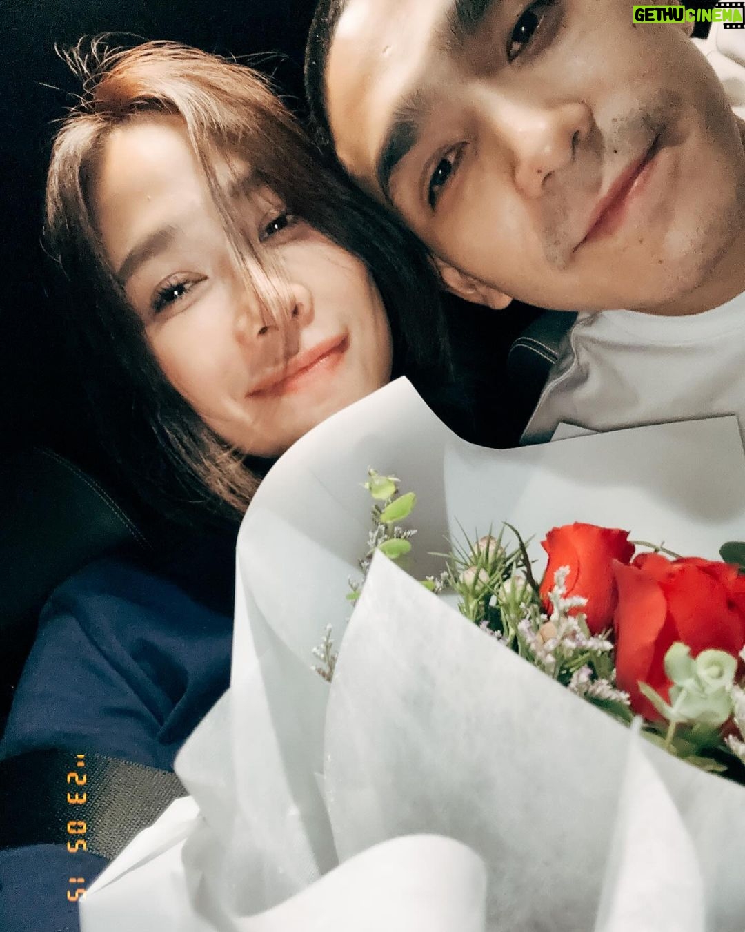 Chermarn Boonyasak - 227K Likes - 2023 เป็นปีที่สุดๆมาก ขอบคุณนะที่รักกัน รักนะเด็กโง่ 💋