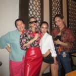 Chermarn Boonyasak Instagram - วันนี้มาทานอาหารอินเดีย จะบอกว่าร้านนี้เป็นอาหารอินเดียที่อร่อยมากและร้านก็สวยมากบรรยากาศดี คงต้องกลับมาซำ่อีกแล้วหล่ะ 😋 Jhol Indian Restaurant - Sukhumvit Soi 18