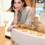 Chermarn Boonyasak Instagram - A story of self-discovery, strength & kindness.. Burberry Goddess น้ำหอมใหม่สำหรับสาว Goddess อย่างพวกเรา ได้กลิ่นแล้ว หลงรักจนหมดใจกับ น้ำหอม Trio Vanilla แถมตัดความหวานให้ fresh ด้วยกลิ่นลาเวนเดอร์ พลอยเลยหอม หวานแต่ไม่เลี่ยน รีบมาเป็นสาว Goddess กันนะทุกคน #BurberryGoddess #CentralDepartmentStore Bangkok, Thailand