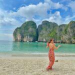 Chermarn Boonyasak Instagram - อ้วนแล้วก็วิ่งเก่ง 🐒 #ปีหน้าจะผอมล้าววว อ่าวมาหยา Maya Bay, Krabi