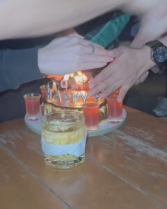Chermarn Boonyasak Instagram - Happy birthday นะจ๊ะที่รัก พลอยขอให้โต้งมีความสุข และสมหวังทุกสิ่งที่โต้งอยากได้นะจ๊ะ พลอยจะอยู่ดูแลโต้งไปตลอดนะ พลอยรักโต้งมากๆนะคะ ที่สุดแล้ว 🤍🤍🤍🦭🦭🤍🤍🤍
