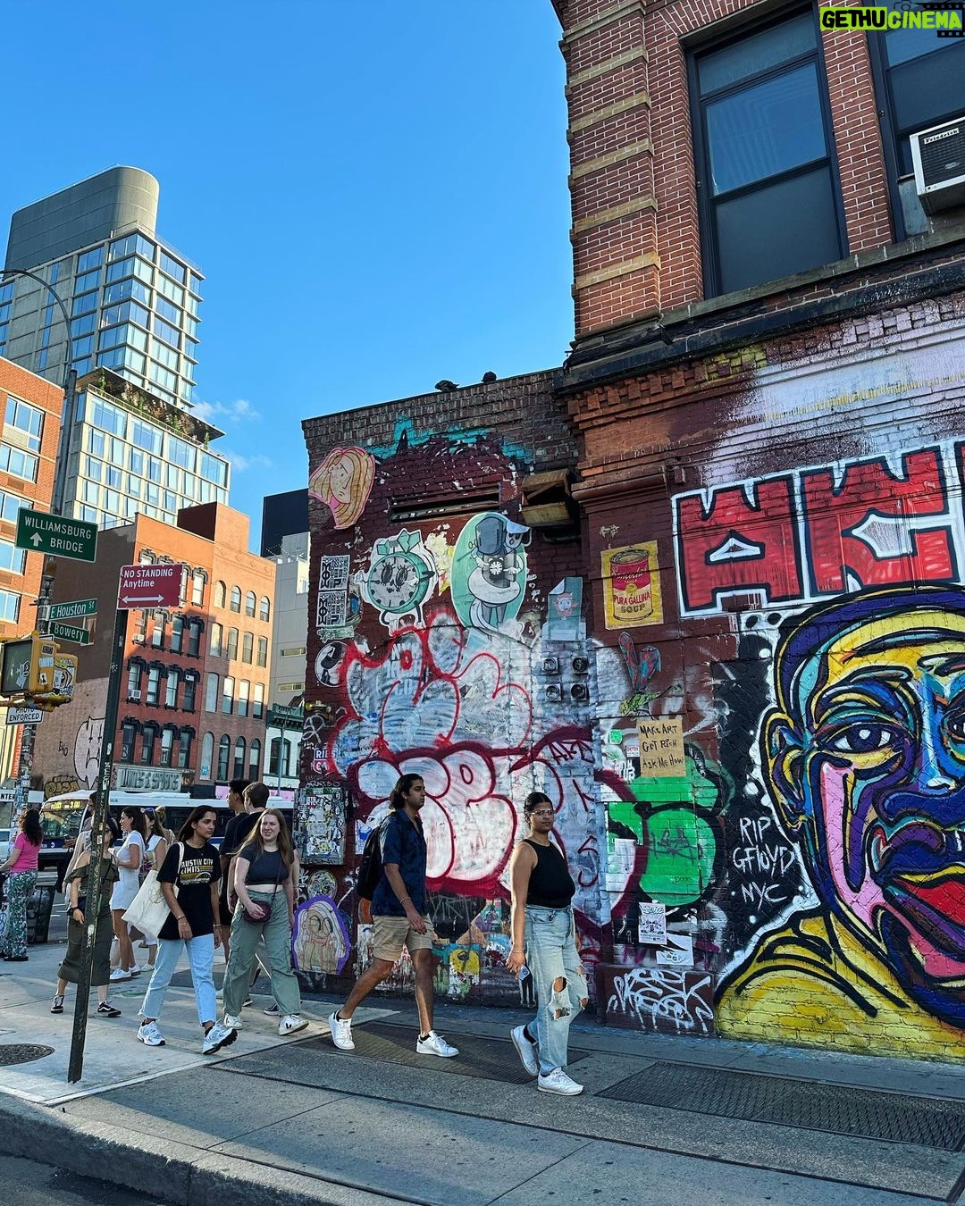 Chermarn Boonyasak Instagram - กินติมกัน 🥳🩷 New-York City