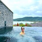 Chermarn Boonyasak Instagram – Sunset + Beach + Food + Twopee = Perfection 😊🦀🥂🐙🐠🌊🌴. @andararesort Thank u for such a warm welcome ka. 🦭🦭 Phuket, Thailand