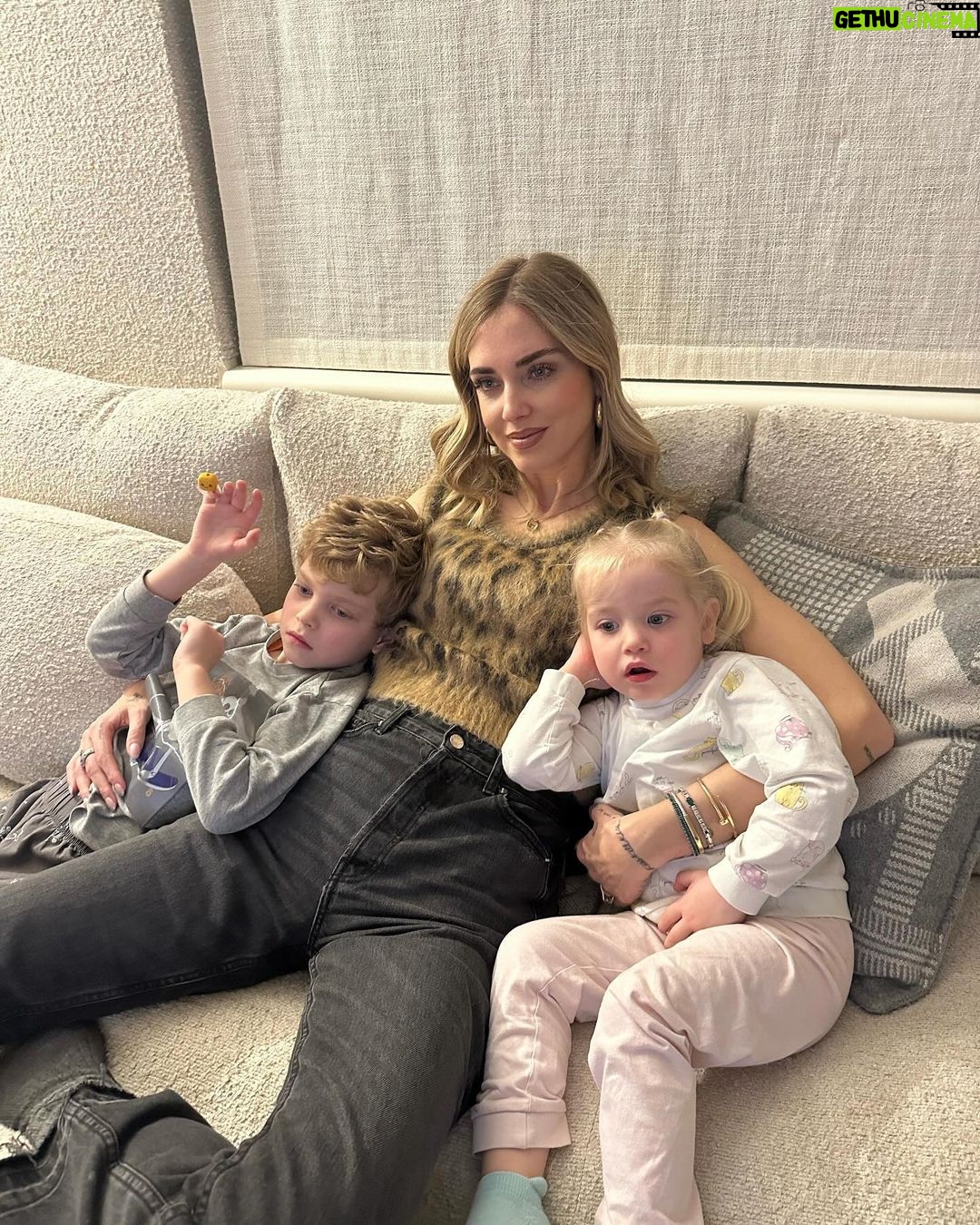 Chiara Ferragni Instagram - Thankful for them 🙏🏻 Milan, Italy