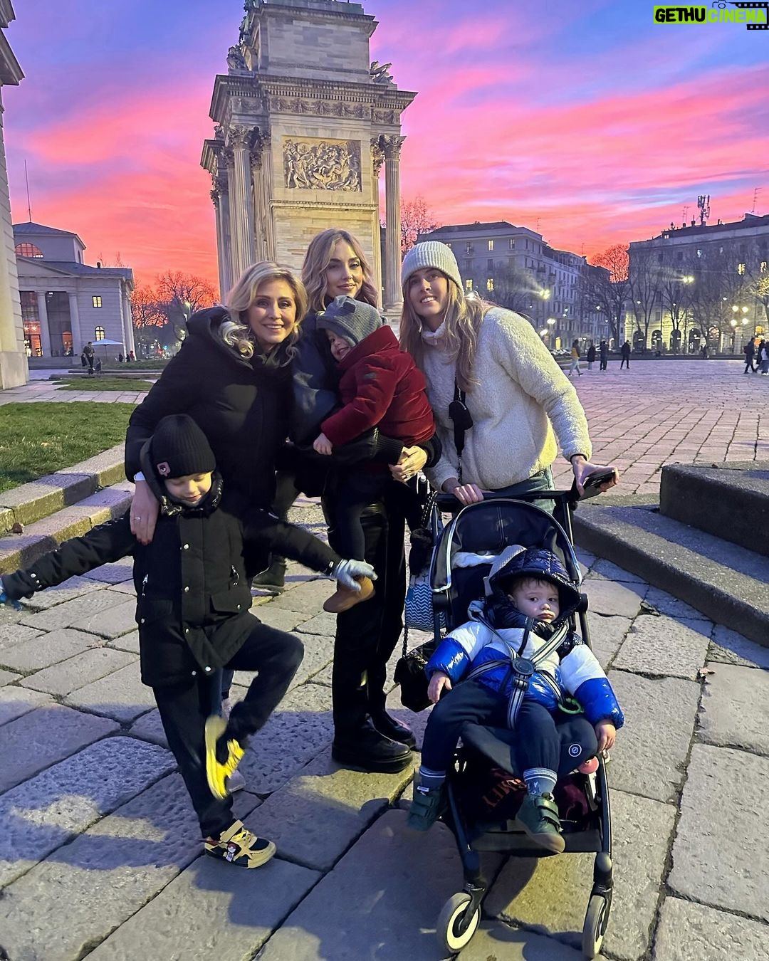 Chiara Ferragni Instagram - We’ll always have our sunsets 🌅 Milan, Italy