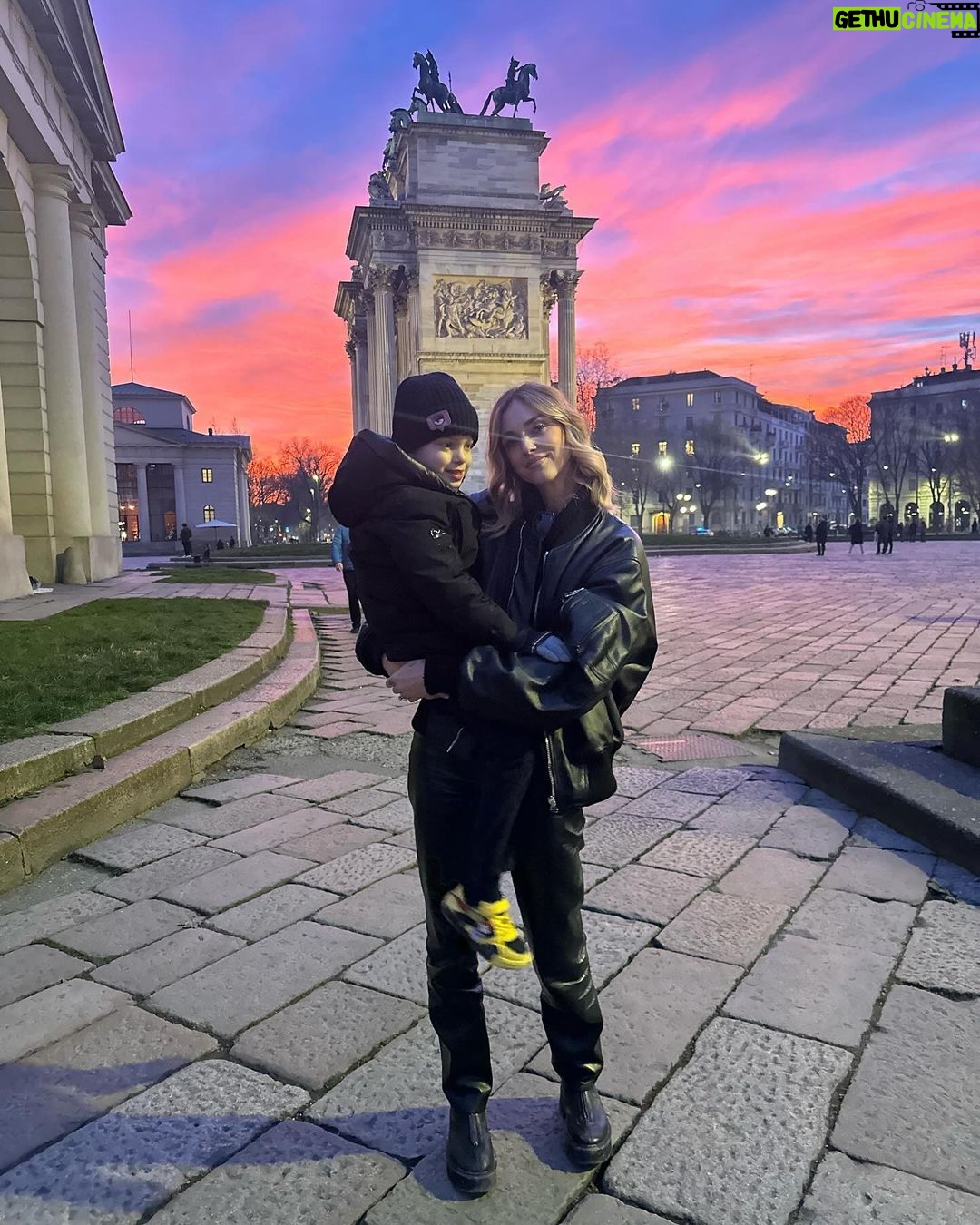 Chiara Ferragni Instagram - We’ll always have our sunsets 🌅 Milan, Italy