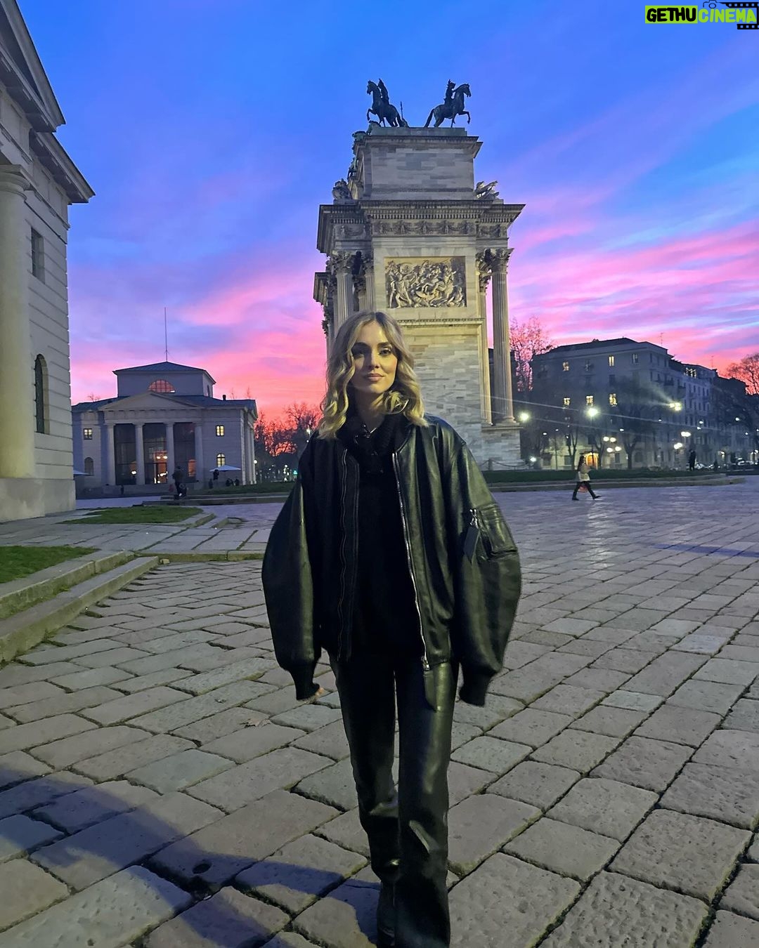 Chiara Ferragni Instagram - We’ll always have our sunsets 🌅 Milan, Italy