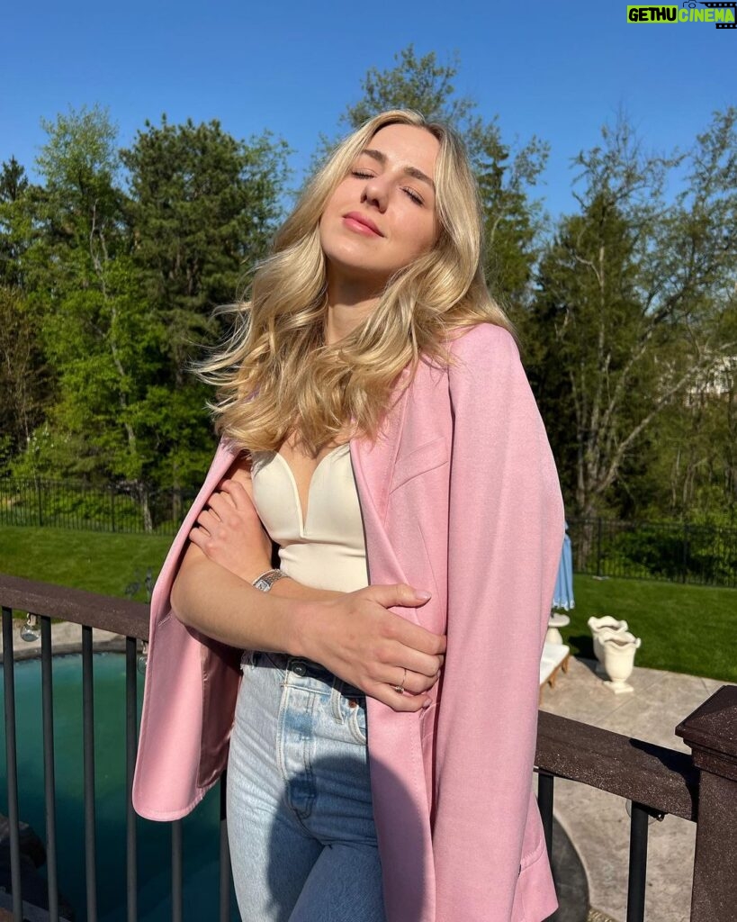 Chloe Lukasiak Instagram - That post-semester glow