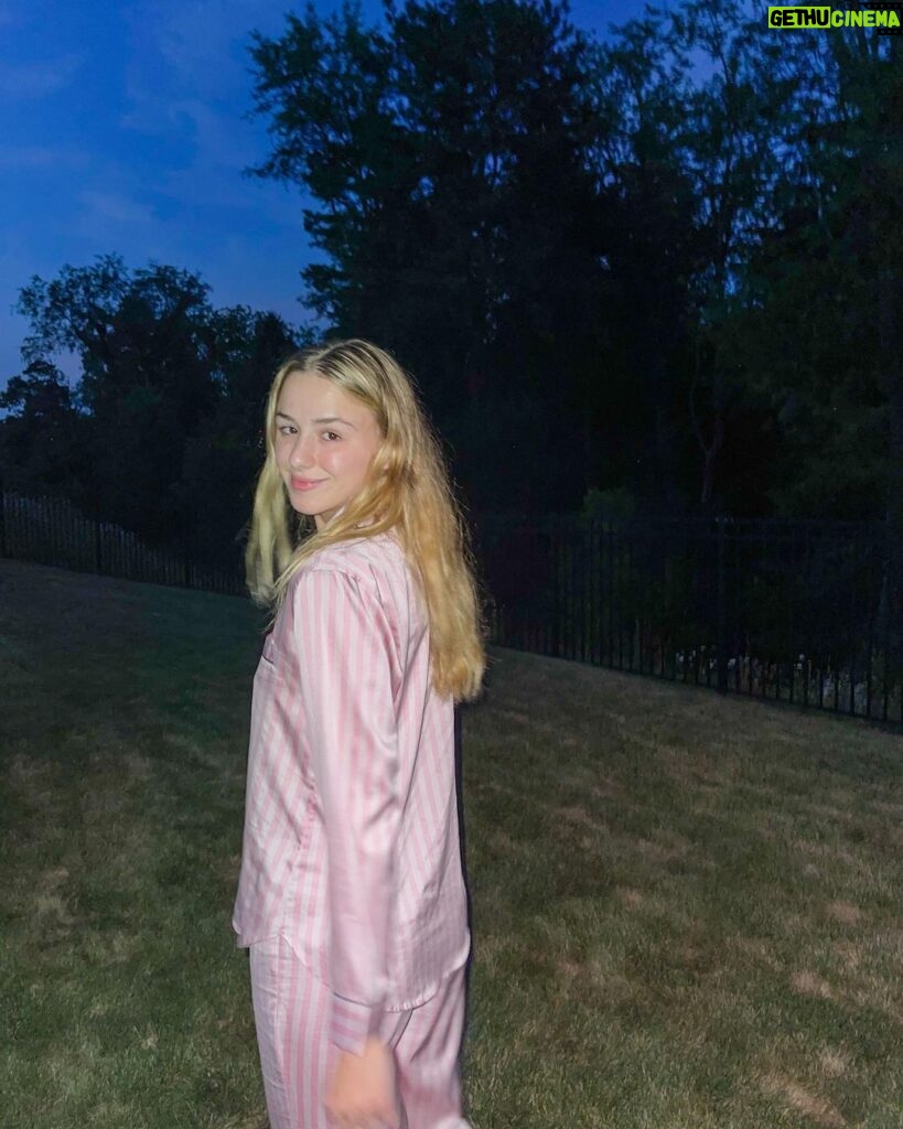 Chloe Lukasiak Instagram - My favorite evenings