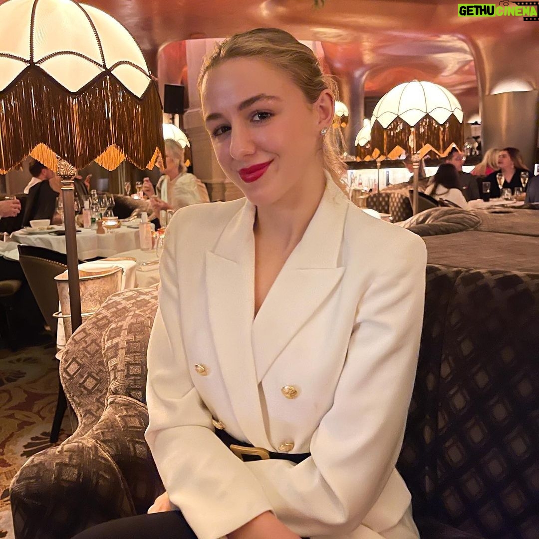 Chloe Lukasiak Instagram - Nothing I love more than a red lipstick moment