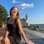 Chloe Lukasiak Instagram – Coming up with captions is hard sometimes & no one has time for that stress