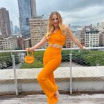 Chloe Lukasiak Instagram – Yes Halloween vibes 🖤👻