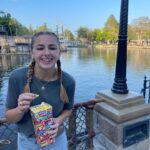 Chloe Lukasiak Instagram - What’s your favorite treat at Disneyland?