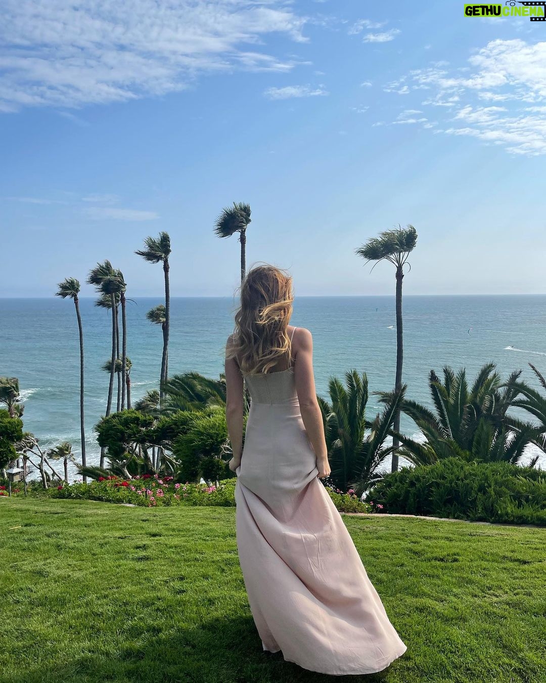 Chloe Lukasiak Instagram - I’ve seen worse views Malibu, California