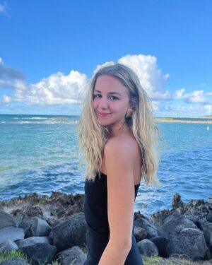Chloe Lukasiak Instagram - Love vacation hair 🫶🏻