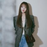 Cho Yi-hyun Instagram – #GucciJackieNotte #GucciJackie #ad
아이코닉한 아카이브를 재해석해 선보이는 디자이너 사바토 데 사르노의 구찌 재키 노떼. 구찌 2024 봄/여름 컬렉션을 대표하는 루소 앙코라 컬러의 뉴 핸드백을 만나보세요.