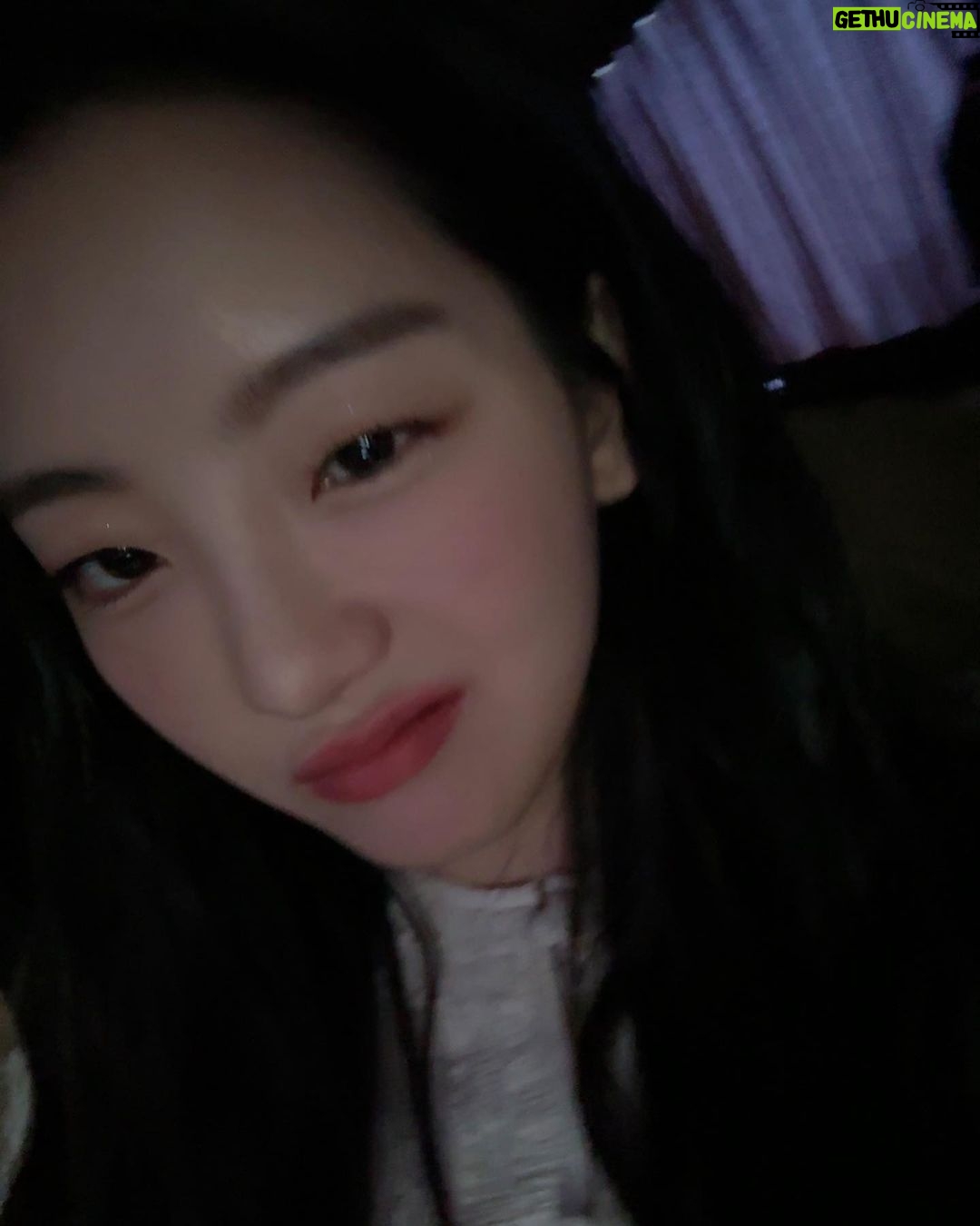 Cho Yi-hyun Instagram - 인스타 피드 예쁘게 꾸미는 사람들이 보면 기절초풍🎀 할 나의 뒤죽박죽 모음집🤎
