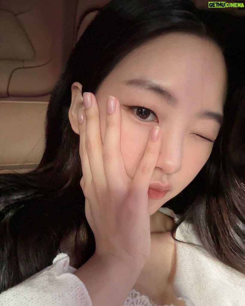 Cho Yi-hyun Instagram - 인스타 피드 예쁘게 꾸미는 사람들이 보면 기절초풍🎀 할 나의 뒤죽박죽 모음집🤎
