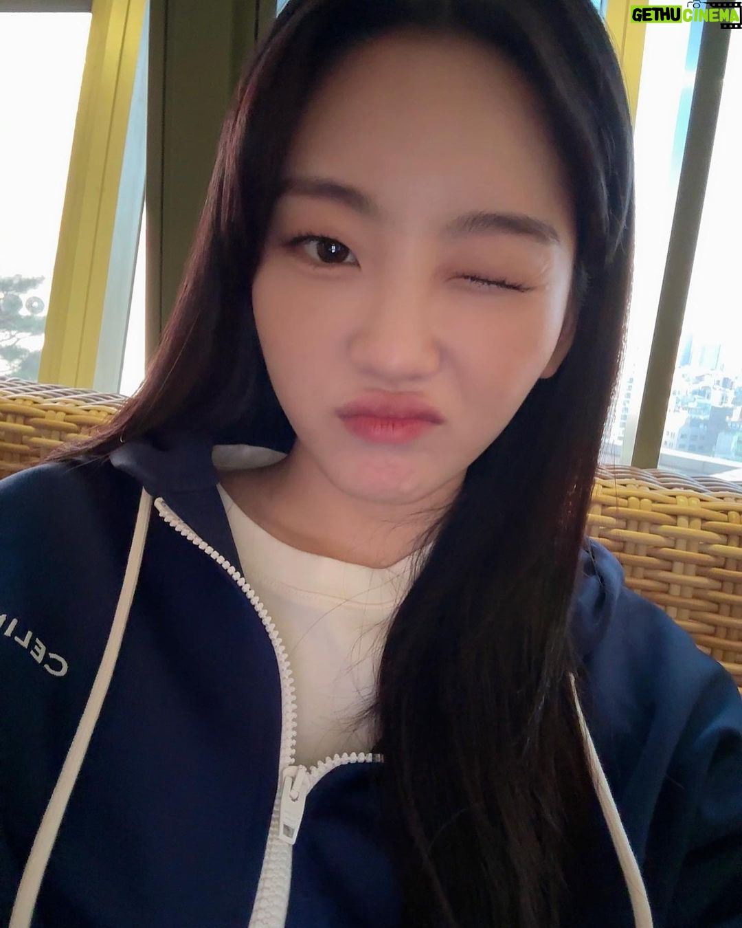 Cho Yi-hyun Instagram - 인스타 피드 예쁘게 꾸미는 사람들이 보면 기절초풍🎀 할 나의 뒤죽박죽 모음집🤎