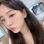 Cho Yi-hyun Instagram – 6월 힘내보자구🤎