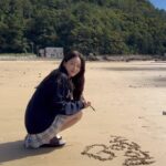 Cho Yi-hyun Instagram – 촬영 중, 쉬는 시간에 다녀온 모래사장
.
여러분!! 내가 사랑해!!💓