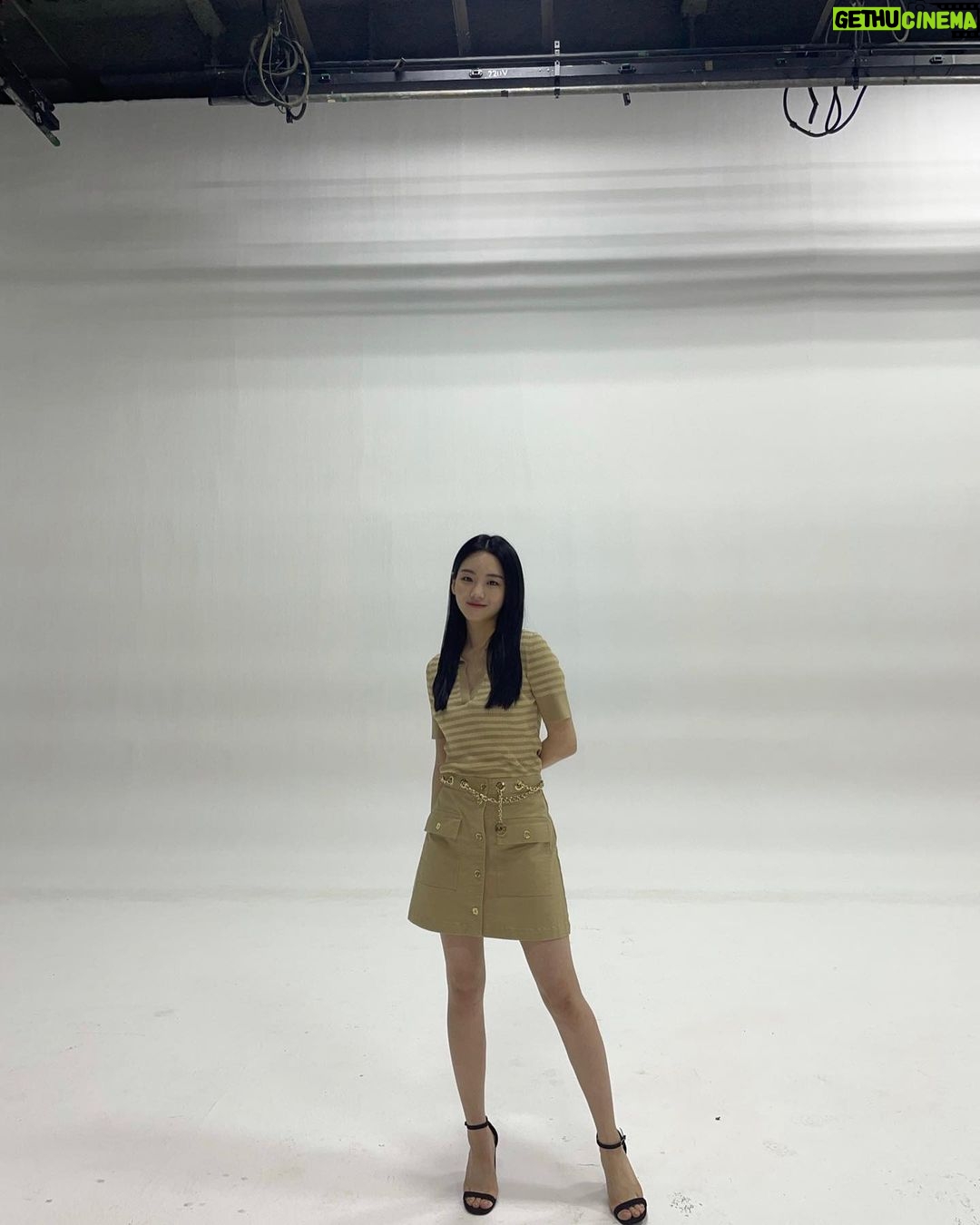Cho Yi-hyun Instagram - Tudum2022 @netflixkr 🫶🏼