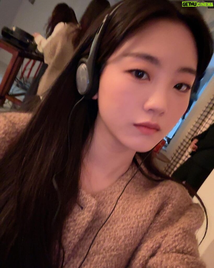 Cho Yi-hyun Instagram - 🫶🏼