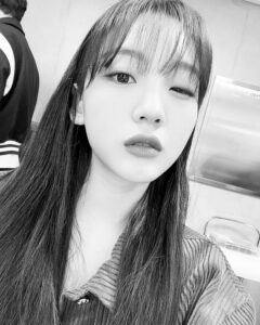 Cho Yi-hyun Instagram - 하트