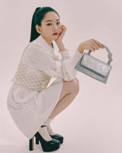 Cho Yi-hyun Instagram - @aldo_shoes @aldoshoes_kr