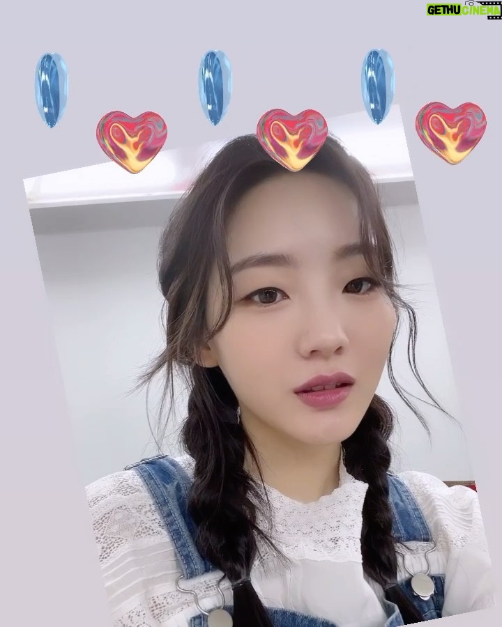 Cho Yi-hyun Instagram - 🎀💓