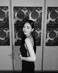 Cho Yi-hyun Instagram - 백상예술대상🎀💓 #지금우리학교는 @netflixkr