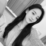 Cho Yi-hyun Instagram – 셀카를 찍어 봤습니다😬✌️
5월이네요,
모두 몸도 마음도 건강하시길🤎