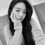 Cho Yi-hyun Instagram – 셀카를 찍어 봤습니다😬✌️
5월이네요,
모두 몸도 마음도 건강하시길🤎
