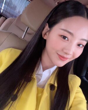 Cho Yi-hyun Instagram - @dior @mariagraziachiuri