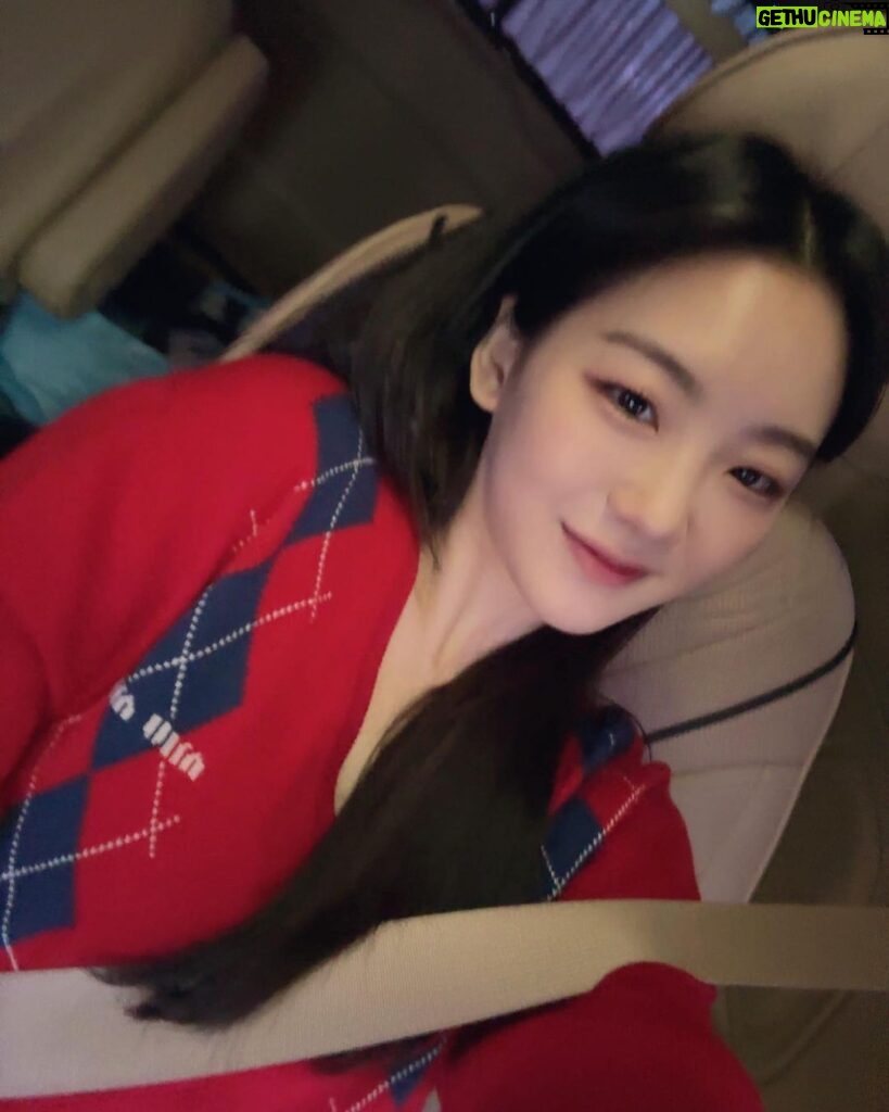 Cho Yi-hyun Instagram - ily