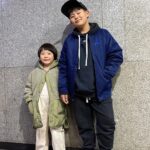 Choi Ja-woon Instagram - 지난주 릴스를 찍을줄 아는 @yoo_seung_a_2015 승아의 도움으로 슬릭백 찍어봄. 그냥 뛰어다니는 수준 🤣 릴스찍다 수혁이가 자주보는 강철부대 이동규님을 봤다. @gyu_17_2 수혁이 너무 좋아함. ㅋ ㅋ ㅋ 사진찍어 주셔서 감사합니다🥰 #최수혁#최자운#유승아 #키즈모델 #아역배우 #슬릭백#대환장파티 #우연히만난 #강철부대#이동규 #사진찍어주셔서감사합니다❣️ #kids#kidsmodel #kidsactor #드라마#영화#광고#casting #섭외 #일상#기록스타그램