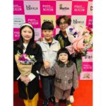 Choi Ja-woon Instagram - 버섯이 피어날때 2023.11.13일(월) 19시 감독:이종서(@sprd_the_mssg) 포스터:강주홍(@kangjoohong) 어제 영화제 다녀왔어요. 자운이는 스크린에 나오는 자신을 보더니 너무 좋아하고 🤗 수혁이는 동네형으로 깨알등장. 수혁이와자운이가 같은작품에 참여하게 되서 너무너무 의미있고 좋은경험과 추억이 되었답니다❣️ 감독님! 스텝분들!배우님들! 최고👍👍 좋은영상 감사합니다! #개막작 #드뎌개봉🎬 #개봉예정 #버섯이피어날때🍄 #아역배우#키즈배우 #주니어배우 #단편영화 #영화개봉기대작#대학로cgv🎥