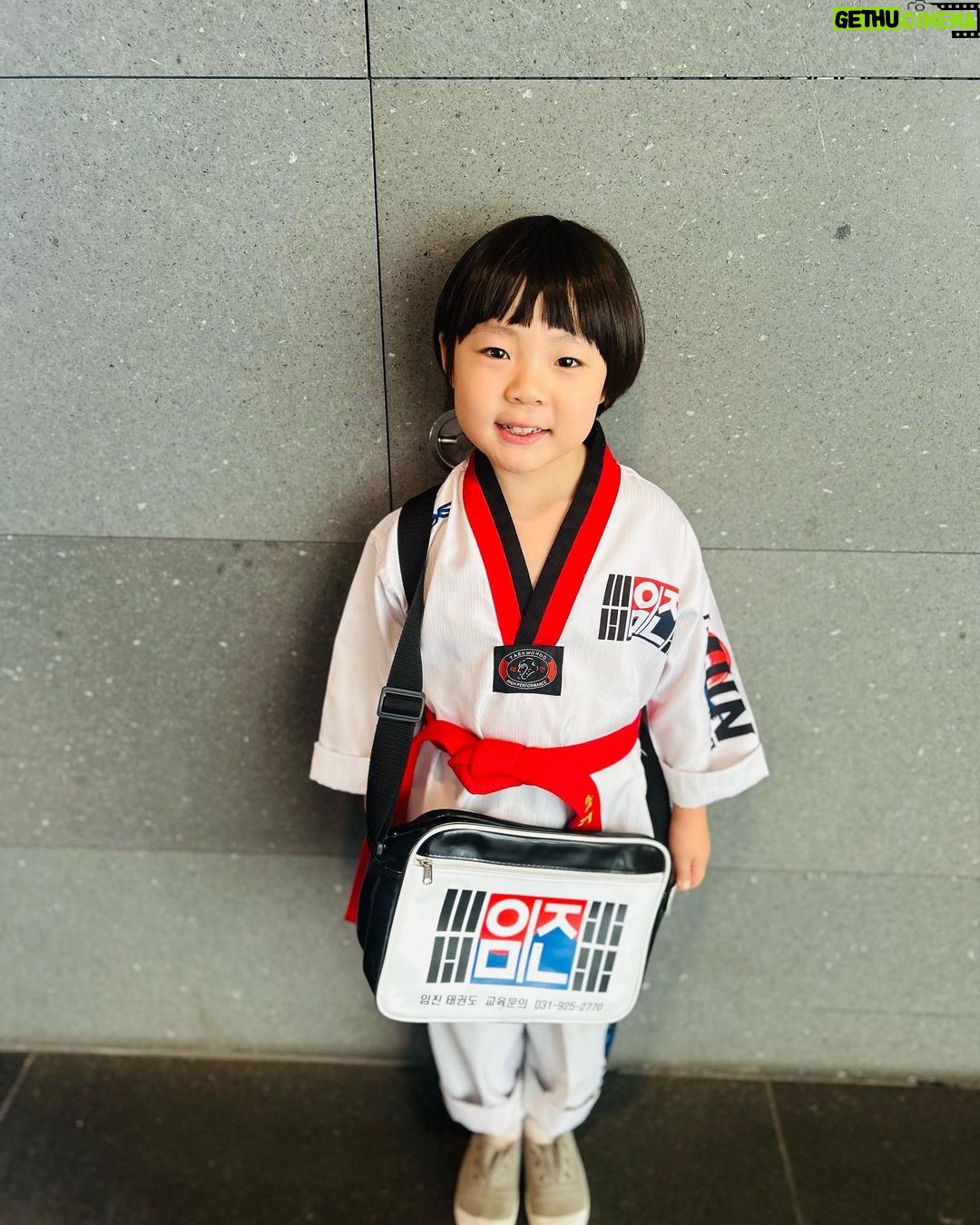 Choi Ja-woon Instagram - 오디션데이. .⭐️ 오늘도 귀욤열매장착! 자운이랑 형아친구고생했어요👏 이아담 @adam_160119 김예성 @kimyesung140916 Thanks to @firstactors_official @_firstmodel_ @casting_cu @casting_julie #최자운#키즈모델 #아역배우 #드라마#영화#광고#tvcf #오디션#화이팅👊 #기록 #kids#kidsmodel #kidsactor #kidsinfluencer #kidsootd