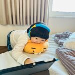 Choi Ja-woon Instagram - 광고촬영🎥 대기중. . . 패드보느라 대기할때도 지루하지않게 오늘도 화이팅! 💕 Thanks to @group_ti @groupti_agency @ti_movie_jhj @ti_ad_yhl #최자운#키즈모델#아역배우 #광고#촬영#tvcf#촬영대기중 #촬영스케치#🎥🎞️#즐촬 #오늘도화이팅💪 #열촬#기록 #kids#kidsmodel#kidsinfluencer