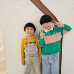 Choi Ja-woon Instagram - 지난피드. . . 광고미팅후 라온이형아랑 밥먹고 별마당도서관가서 책보고 짧지만 알차게❤️ 별마당도서관 이런괜찮은곳이 있디니! 담에 또오자 ^^ 헤어지기 아쉬워 했던 자우니 자우니는 형아바라기 🥰 자운이가좋아하는 @kimraonair 담에 또오자💕 #최자운#김라온#형아바라기🌻 #키즈모델 #아역배우#광고미팅 #드라마#오디션#캐스팅#촬영 #kids#kidsmodel #kidsactor #kidsinfluencer #casting #현대백화점무역센터점 #별마당도서관📚 #담에또가자