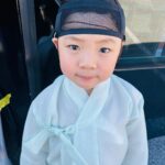Choi Ja-woon Instagram - 파주—>남원🚙315km 오늘도 새벽5시30분출발 보쌈해서 10시도착! 촬영전 시온이랑 둘이서 셀카 찍는 모습이 너무 귀요미들😍 김밥에 콜팝에 십원빵에 폭풍흡입하고 든든하게 촬영시작! 귀요미들 오늘도 화이팅! @hs_sion Thanks to @bnbartcenter @bnbkids_agency @ojaedong @burnit814 #최자운#아역배우#키즈모델 #드라마#영화#광고#tvcf #촬영#촬영대기중#촬영스케치 #kids#kidsmodel #kidsactor #kidsinfluencer #kidsfashion