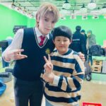 Choi Ja-woon Instagram - 수혁이는 태용의 첫사랑의 친오빠 회장오빠역할이었어요. 엄마없이 촬영했던날! 어린태용 @dongha_ko 태용누나 @da_yeon_v 태용의첫사랑 @yoonvely_soyooniii Posted @withregram • @yoonvely_soyooniii #nct127thelostboys ::: NCT127:더 로스트 보이즈 ::: 디즈니플러스에서 전체에피스드가 오픈되었어요:) @disneypluskr 제이박 감독님 첨뵈었는데 너무 자상하시고 칭찬도 많이해주시고 감사했습니다..! #최고👍🏻 또 만나뵙길 바래보며…🥹🙏 어린태용 동하오빠 태용누나 다연언니 친오빠 수혁오빠 너무 반가웠어요~~~😍 #nct127더로스트보이즈 #디즈니플러스코리아 #태용 #더로스트보이즈 #아이돌다큐 #smentertainment #nct#디즈니플러스 최훈민디렉터님 #감사합니다 @choi.hm