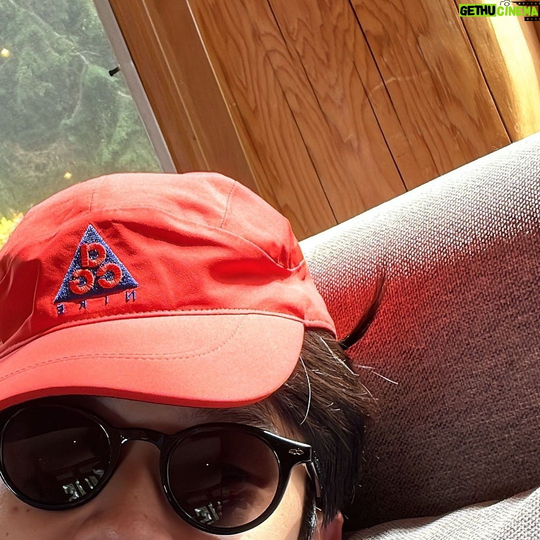 Choi Woo-shik Instagram - 🙋🏻♂️Hi I love you guys too