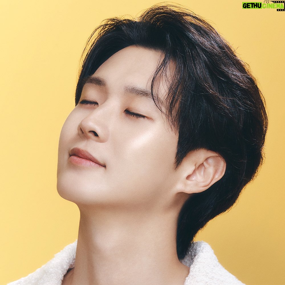 Choi Woo-shik Instagram - @freshbeautykorea #프레쉬 #프레쉬베스트셀러 #콤부차에센스 #골든리퀴드
