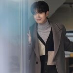 Choi Woo-shik Instagram - 이제 코트에 계절이 왔네요 @projectm_official_