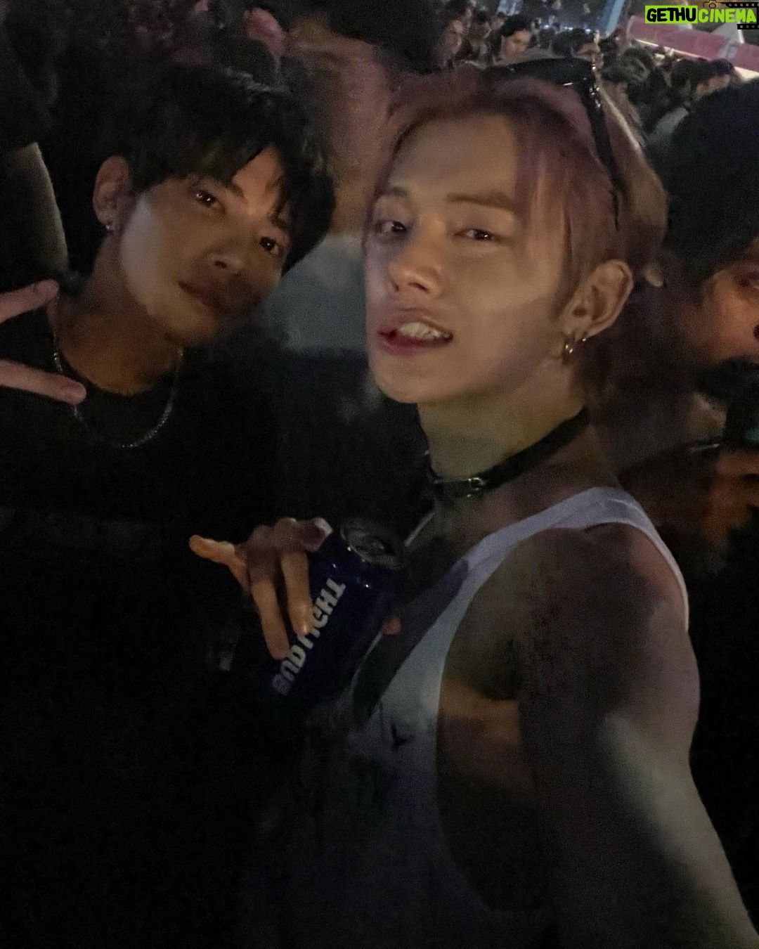 Choi Yeon-jun - 4.3 Million Likes - enjoying lollapaloozaš¤