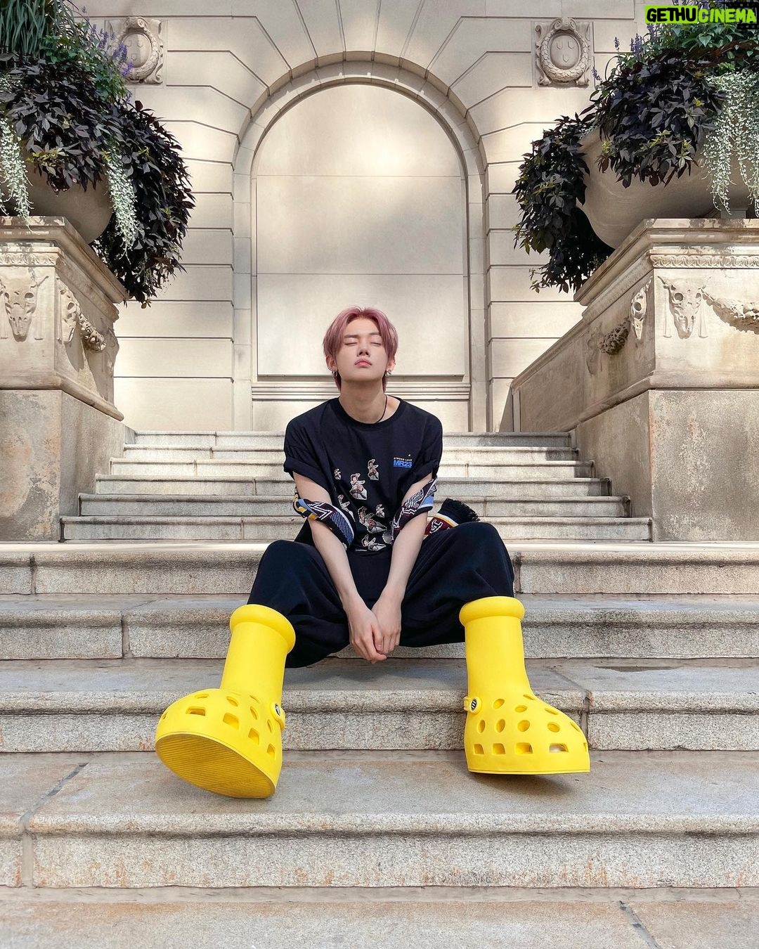 Choi Yeon-jun - 4.8 Million Likes - summer in Chicago š @mschf