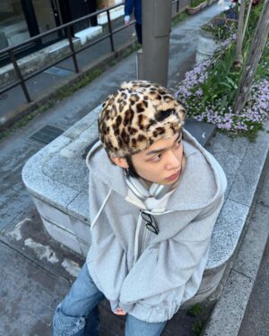 Choi Yeon-jun Instagram - 어슬렁🐆