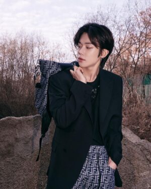 Choi Yeon-jun Instagram - #fendi #fendiss23 #광고