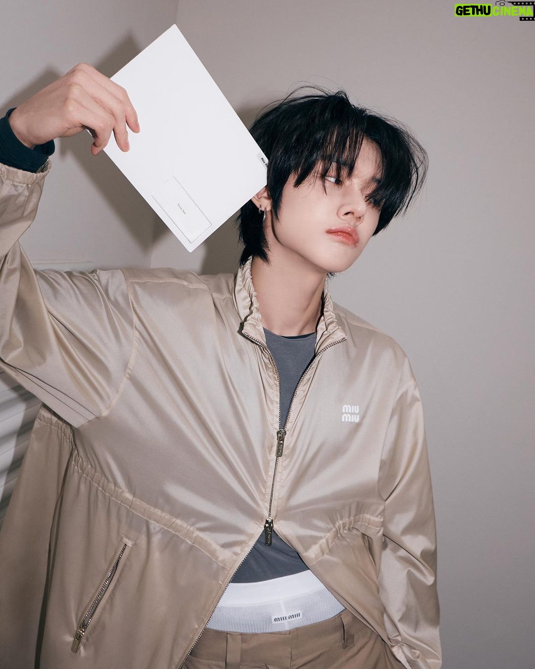 Choi Yeon-jun - 4.4 Million Likes - ģ¤ė ė°¤ 10ģ(KST), ķ리ģģ ģ§ķėė MIUMIU FW23 ģ¼ źø°ėķ“주ģøģš„
@miumiu #miumiufw23 #ad